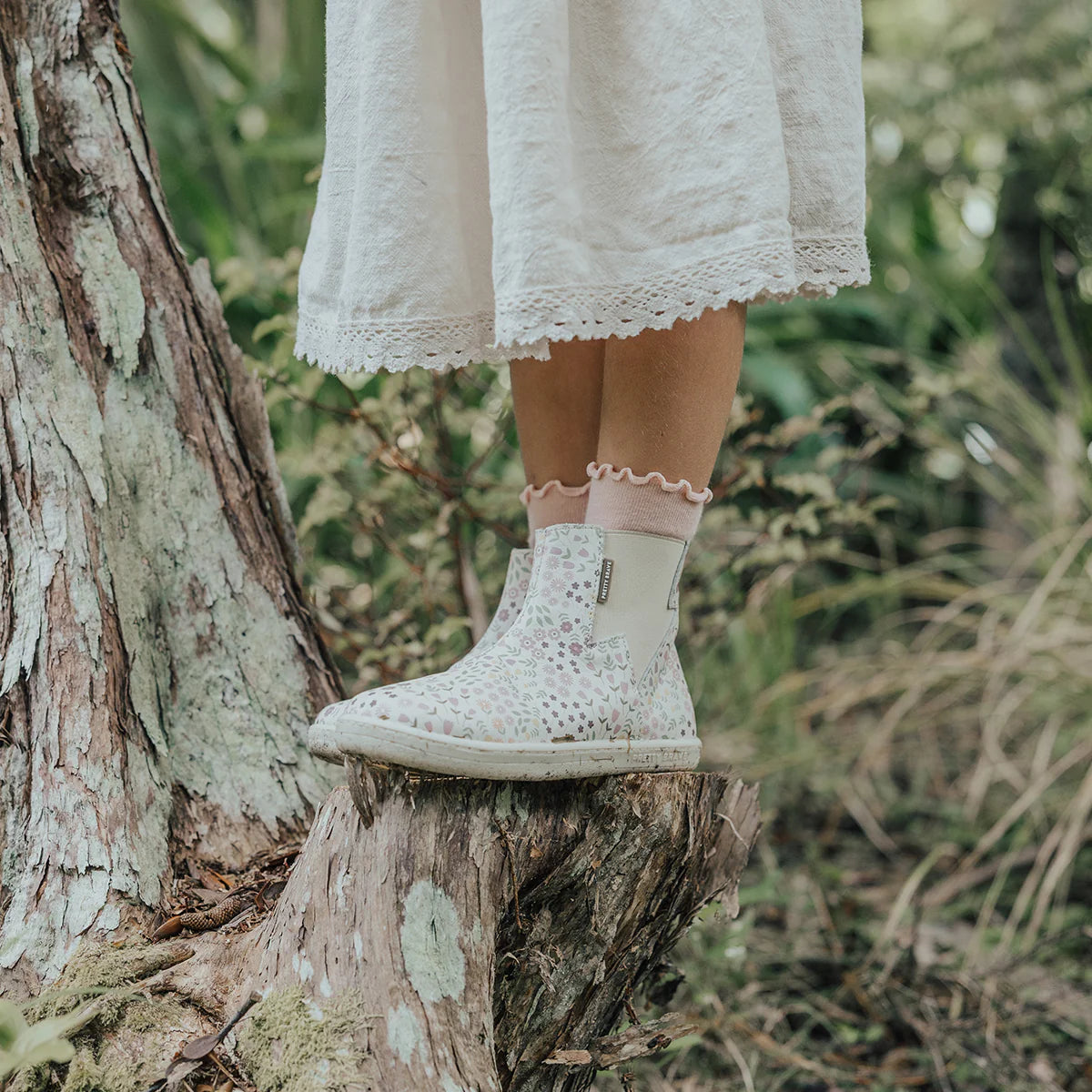 Pretty Brave - Electric Boot Secret Garden
