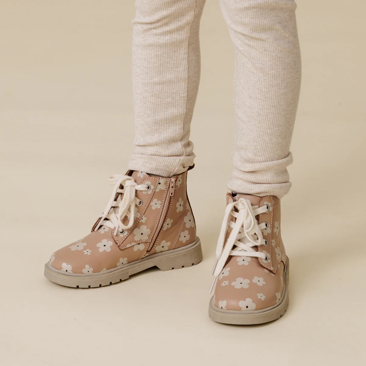 Pretty Brave - London Petal