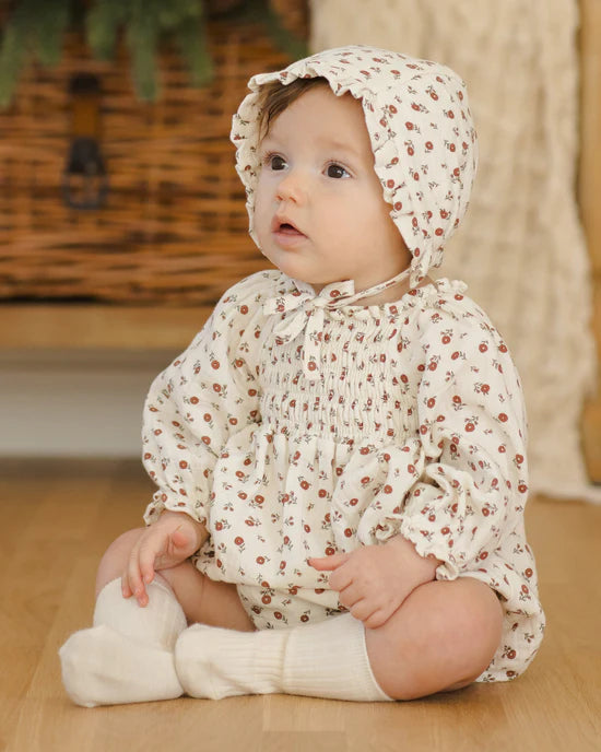 Quincy Mae Woven Ruffle Bonnet - Winter Ditsy