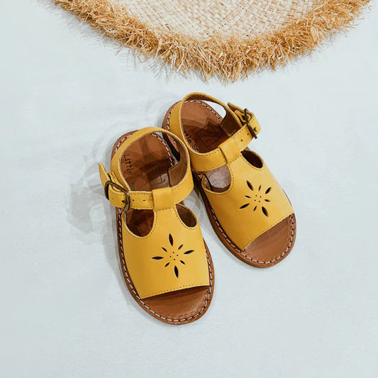Little Secret Sandal - The Piper - size 24