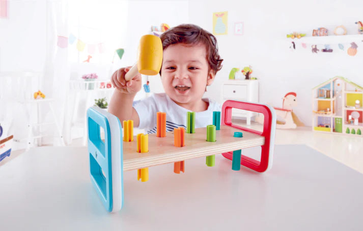 Hape - Rainbow Pounder