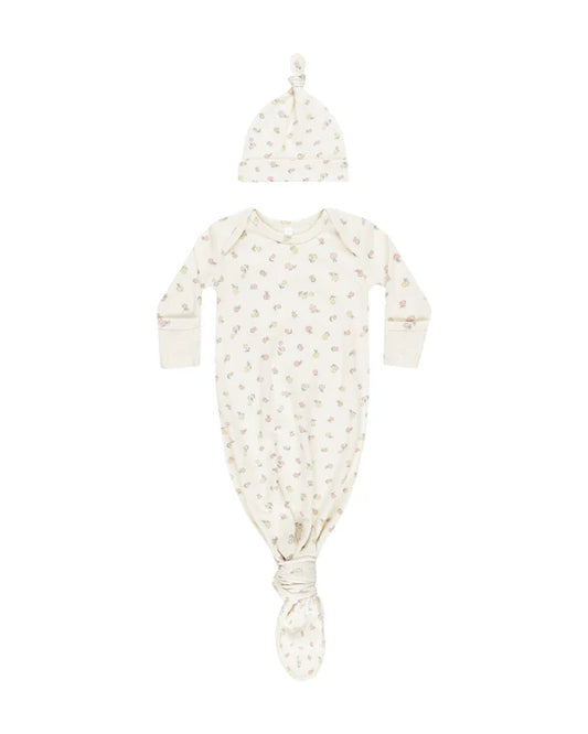 Quincy Mae - Knotted Baby Gown & Hat Set  - Fleur
