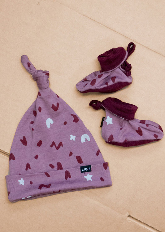 *Last One* Little Flock of Horrors Knotted Beanie and Bootee Set - Orchid Sprinkles